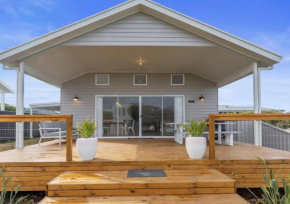 Nest 6 Battunga Ave Port Elliot - No Linen Included